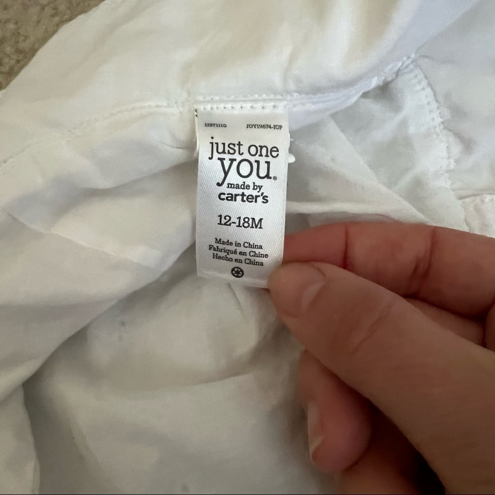 Carter’s white eyelet sun hat - Picture 2 of 2